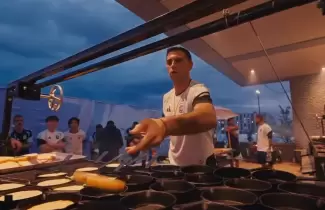 Ritual sagrado: la Scaloneta celebr� su tercer asado en el Mundial antes de jugar contra Jordania