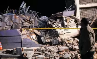 La cifra de personas fallecidas por el terror super� los 900