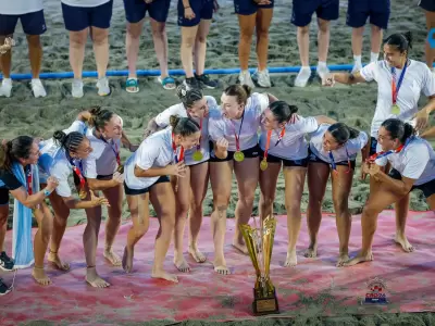 Selecci�n femenina de beach handball kamikazes
