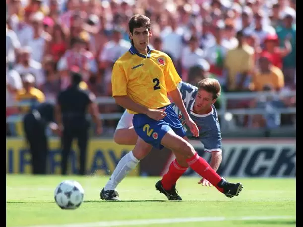 Andrés Escobar lucía la camiseta de Colombia