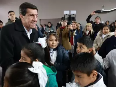 Sadir inaugur� la refacci�n integral de la Escuela N� 39 "Pablo Soria" de Chalic�n