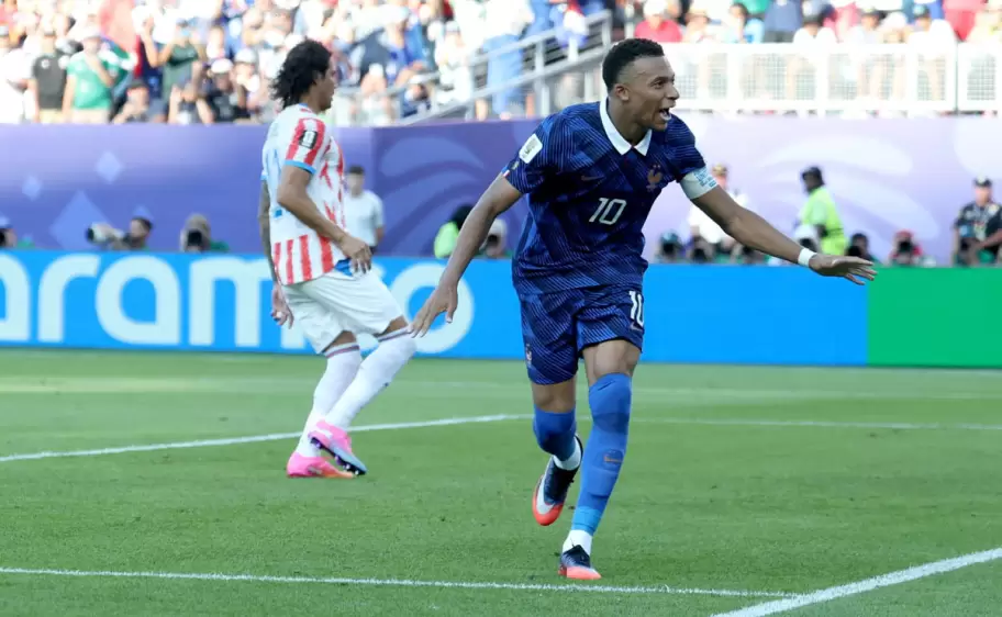 Con gol de Mbappé, Francia eliminó a Paraguay y se enfrentará a Marruecos en los cuartos del Mundial