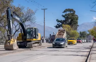 Vialidad descart� fallas estructurales en el puente sobre el r�o Chijra y avanza con los arreglos