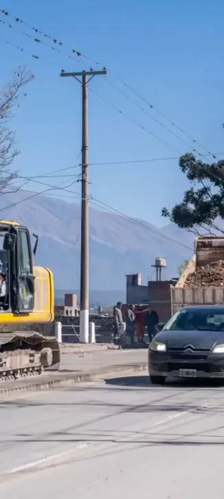 Vialidad descart� fallas estructurales en el puente sobre el r�o Chijra y avanza con los arreglos