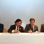 Jujuy y Salta firmaron un convenio para fortalecer la atenci�n sanitaria en el nuevo Hospital Oscar Or�as