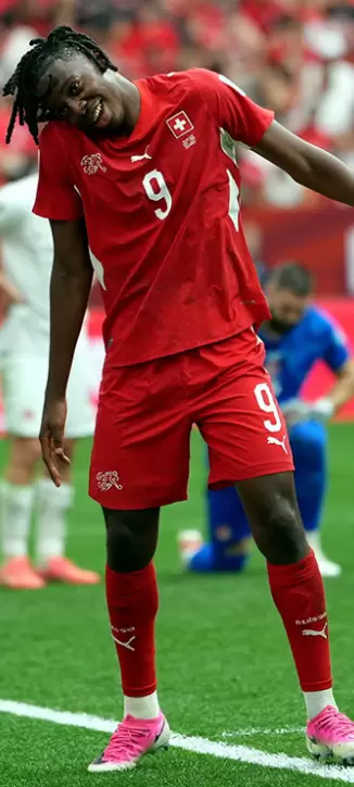 Johan Manzambi, figura de suiza