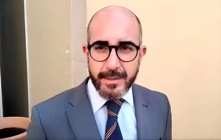 presidente de la Superintendencia de Servicios P�blicos (SUSEPU), Javier Gronda,