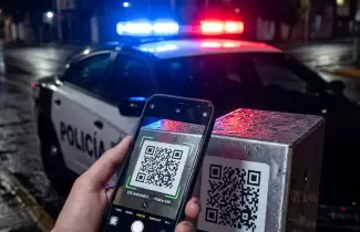 polic�a imagen gen�rica escaneo de qr para denuncias