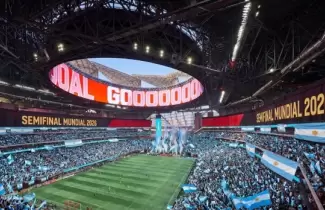 La pantalla del Mercedes-Benz Stadium de Atlanta, con un despliegue tecnol�gico r�cord. Imagen IA