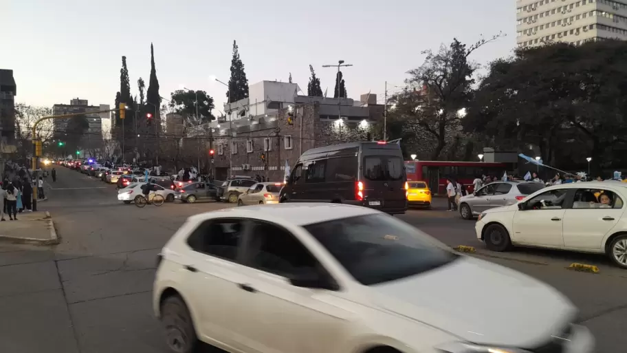 festejos en Jujuy tras el triunfo de Argentina ate Inglaterra