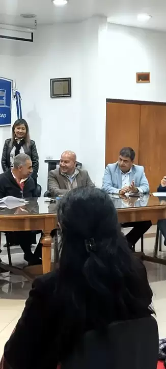 La pavimentaci�n de la RP 1 conoci� las propuestas de consultor�a