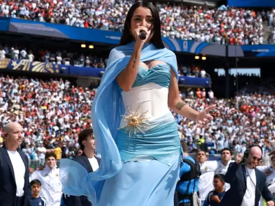 maria becerra himno mundial