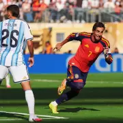 Ferran Torres anot� el �nico gol del partido