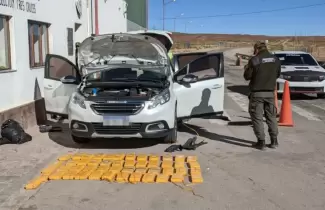 Cay� una banda narco que operaba entre Jujuy y Salta: secuestraron m�s de 60 kilos de coca�na y hay siete detenidos