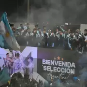 La Selección Argentina fue recibida por una multitud tras el Mundial 2026