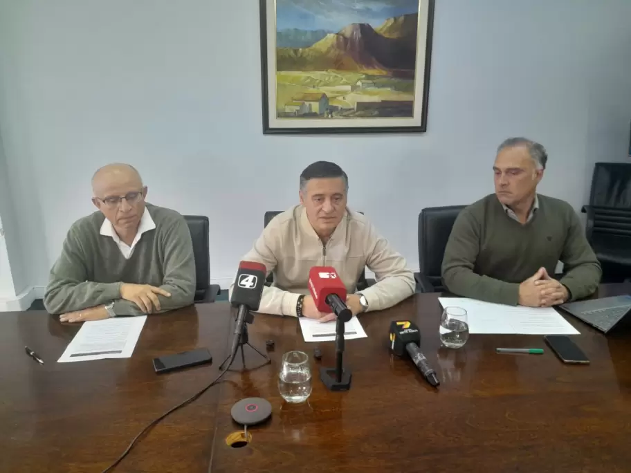 Conferencia de prensa EJESA