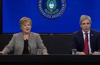 Kristalina Georgieva encabez� la conferencia junto a funcionarios argentinos y miembros del FMI