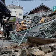 Fuerte terremoto de magnitud 7,1 sacudi� el sur de Jap�n: hay heridos, edificios colapsados y activaron una alerta de tsunami